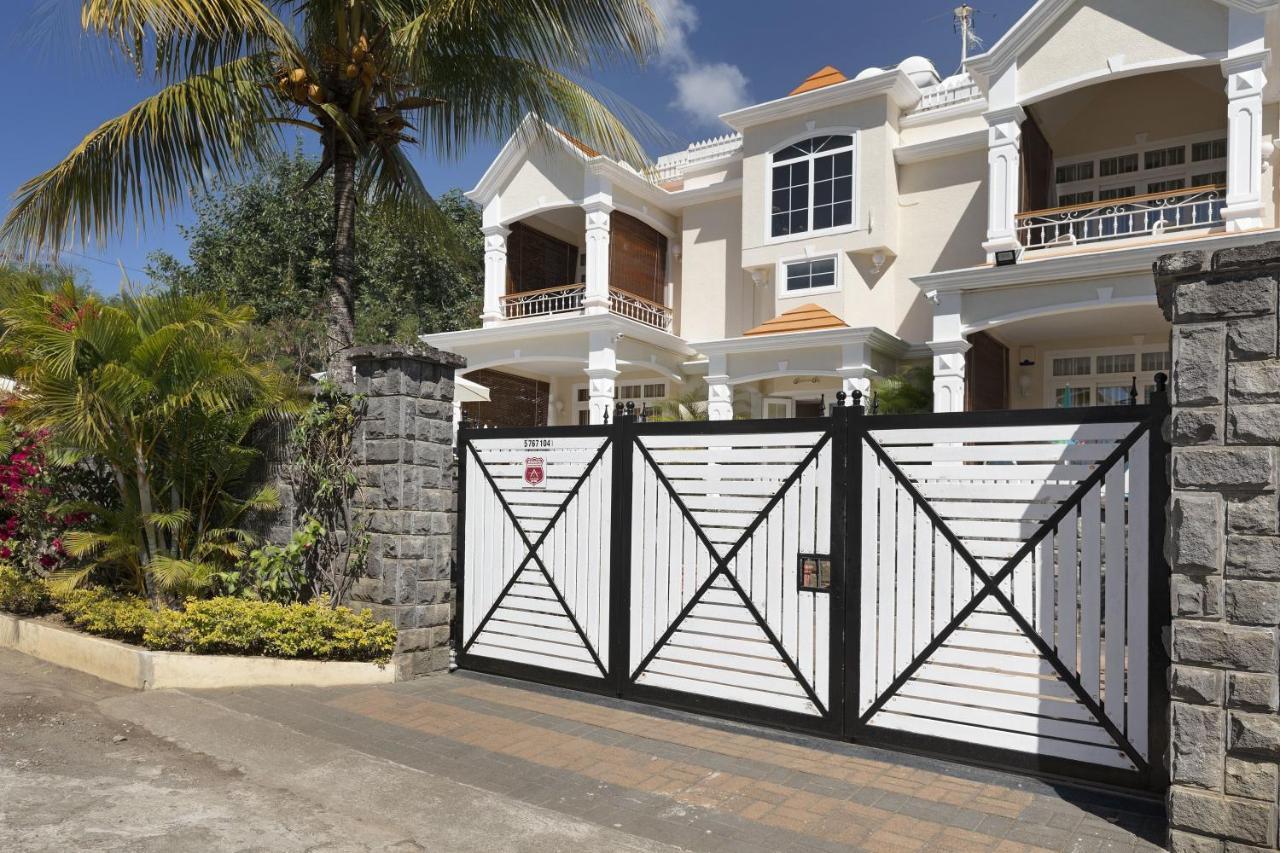 Apartment Hortensia Grand Baie Exterior photo
